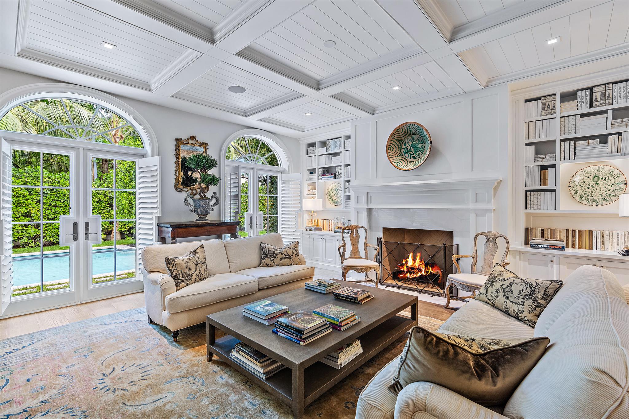 Photo 4 of home located at 255 Emerald Lane, Palm Beach FL