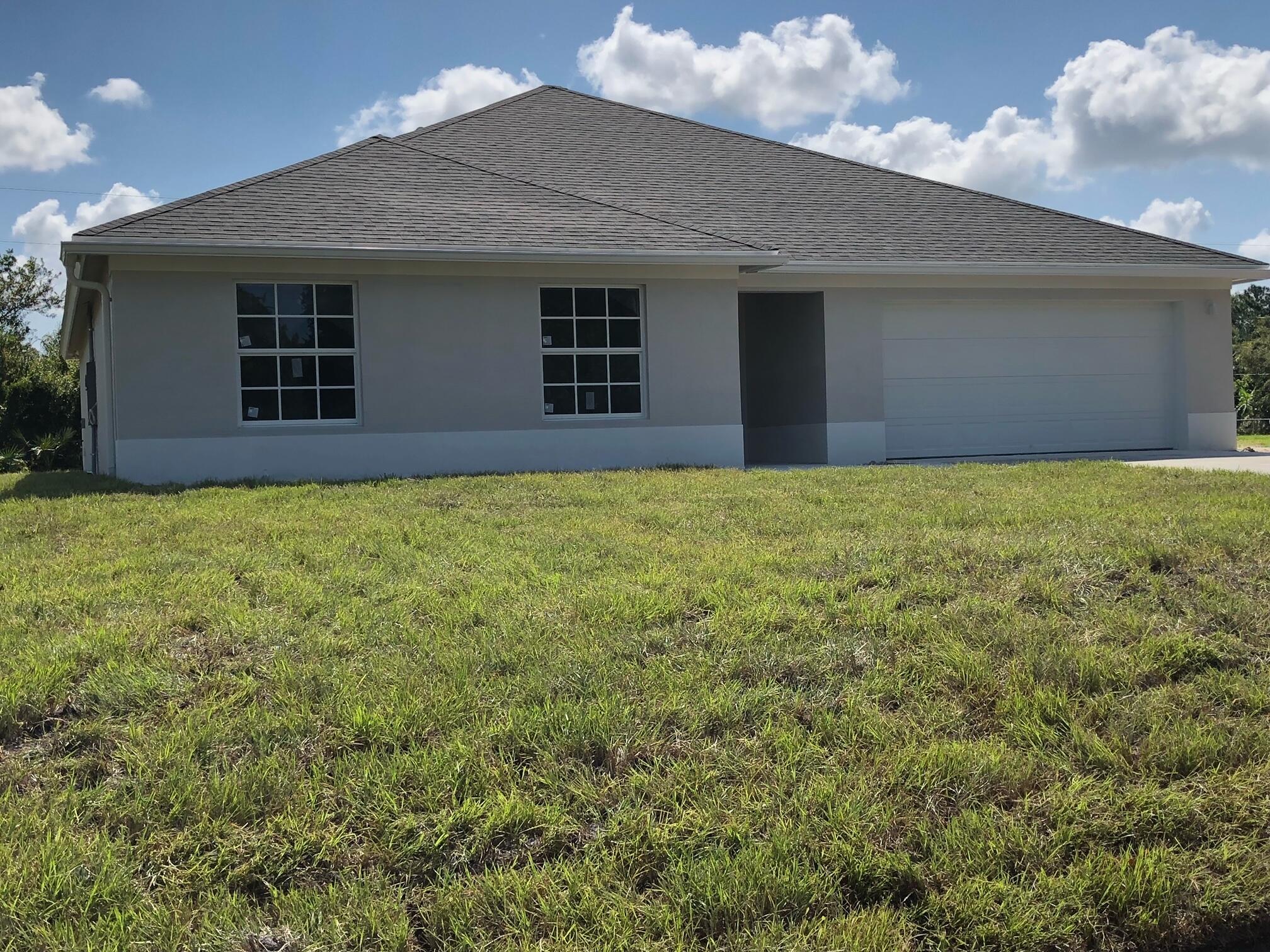 3572 NW 22nd Avenue, Okeechobee, FL 