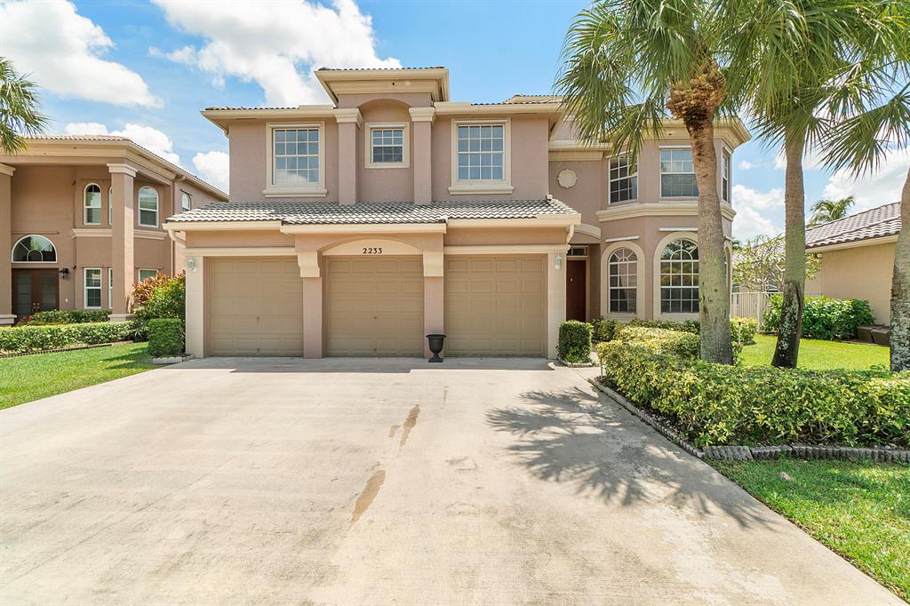 2233 Ridgewood Circle, Royal Palm Beach, FL 33411