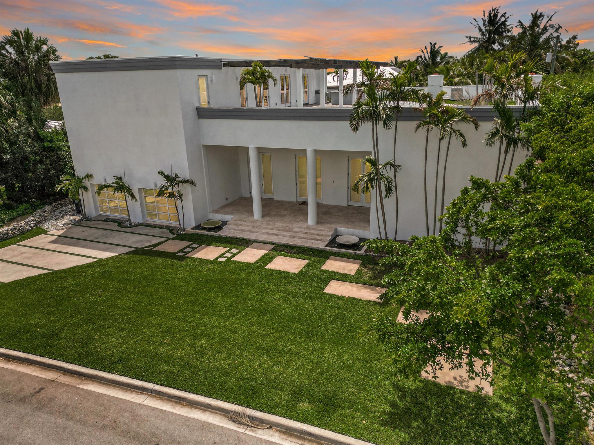 230 Miramar Way, West Palm Beach, FL 33405
