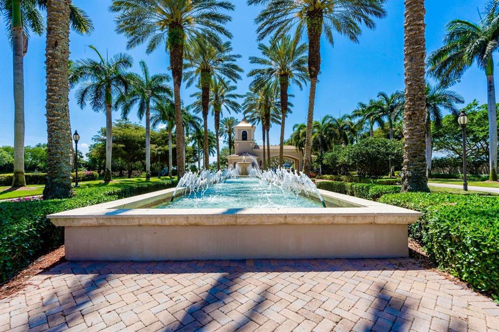 NEW IN 2021: A/C, Hot water heater, Washer/Dryer, complete 2 coat interior painting - walls, ceiling, moldings, trim, doors. Beautiful soft, NEUTRAL palette throughout. High Ceiling. Master with tray ceiling and his/hers walk-in closets. Private backyard. Spectacular recently renovated multi-million dollar clubhouse and amenities. Valencia Palms has it all: Tennis, pickleball, basketball, pool, spa, state of the art fitness center w/classes, ballroom dancing, crafts, numerous social clubs, Show Series (in January had Robert Klein, comedian) Valencia Palms has everything but golf - HOWEVER, they have a golf club going to neighboring golf courses. Cafe on site with breakfast & lunch! VALENCIA PALMS is a resort, country club atmosphere without the Club Fees!