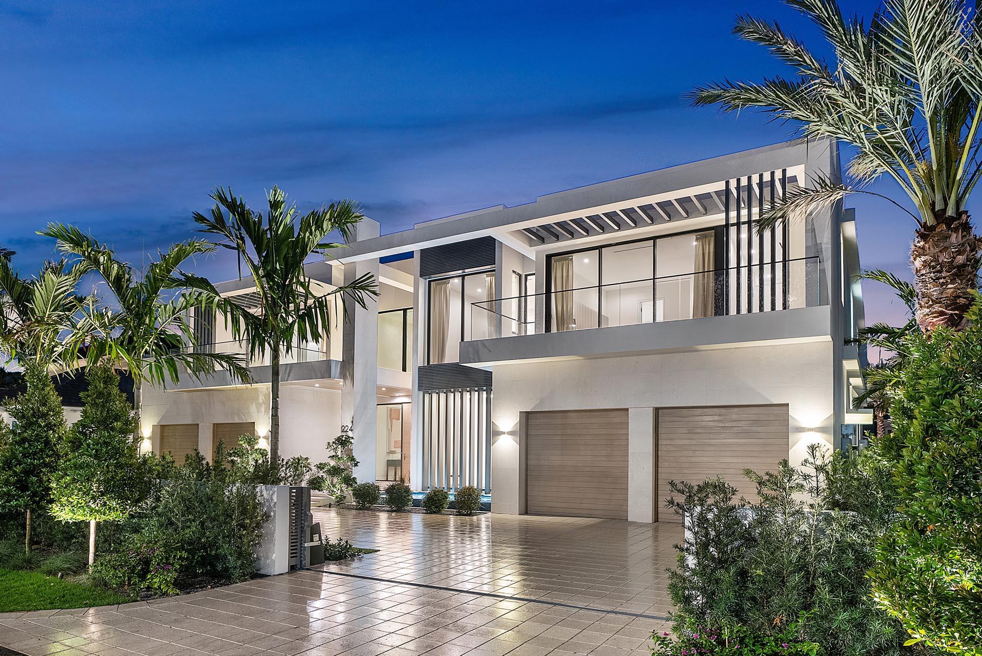 A genuinely awe-inspiring waterfront estate, crafted by the renowned Sarkela Corporation and visionary Ada Architecture Design Atelier, is a true testament to luxurious living. With over 9,500 sq ft of palatial living space, this magnificent property boasts 6 opulent bedrooms, 7 full and 2 half bathrooms. Every inch of this home has been meticulously designed and finished with the finest natural materials, from the hand-crafted DuChateau premium oak hardwood floors to the exquisite Italian cabinetry finishes and Dornbracht bath fixtures. The lighting by Terzani creates a magical ambiance, while the European marble kitchen and baths add a touch of sophistication. In addition, the home has premium appliances and a fully integrated Crestron smart-home system, ensuring the utmost comfort and