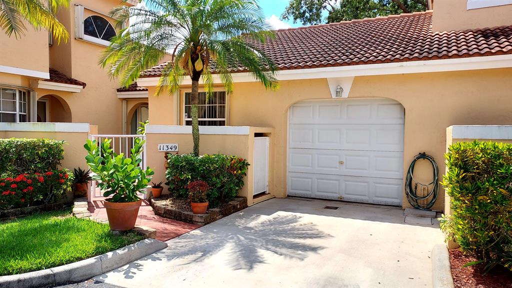 11349 Lakeview Drive 7-P, Coral Springs, FL 33071