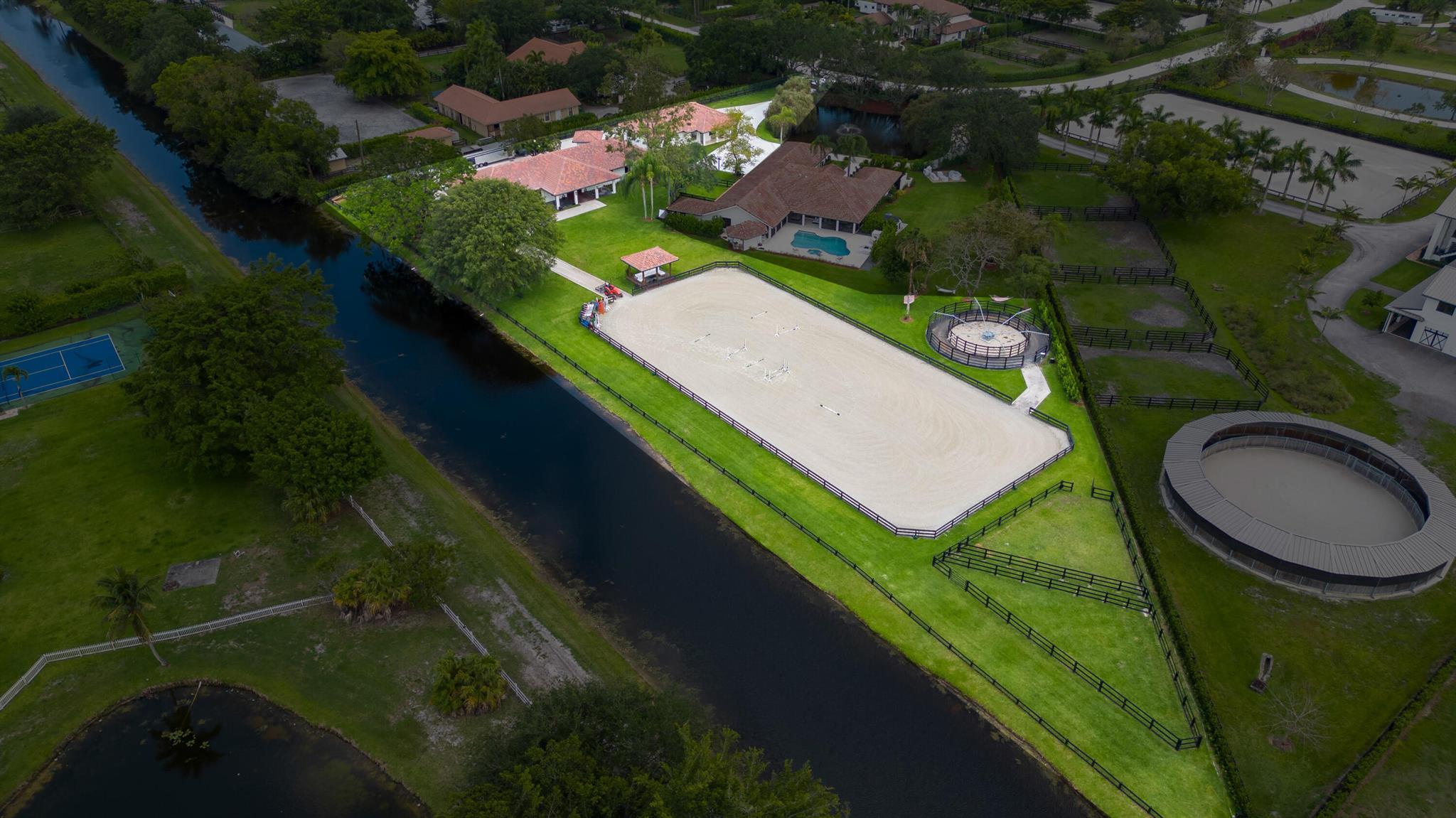featured image of property