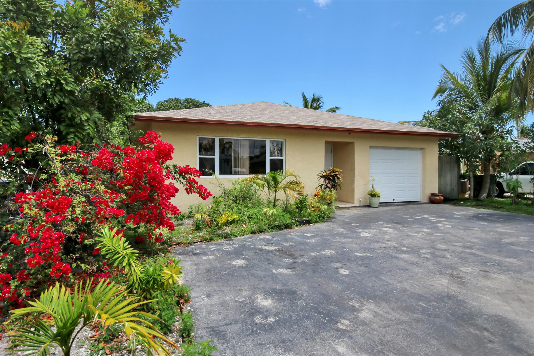 705 SW 6th Avenue, Delray Beach, FL 33444