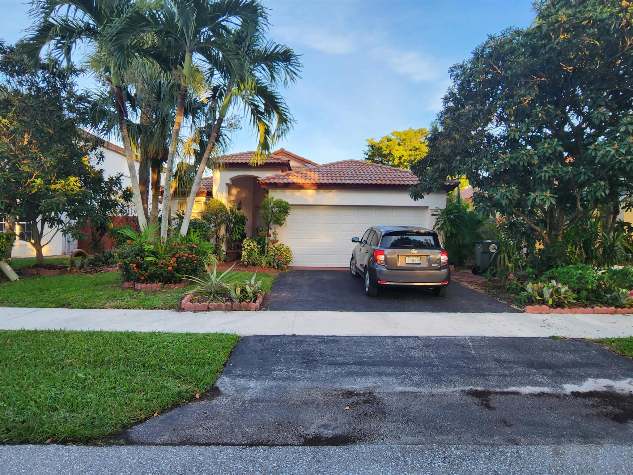 5310 NW 49 Avenue, Coconut Creek, FL 33073