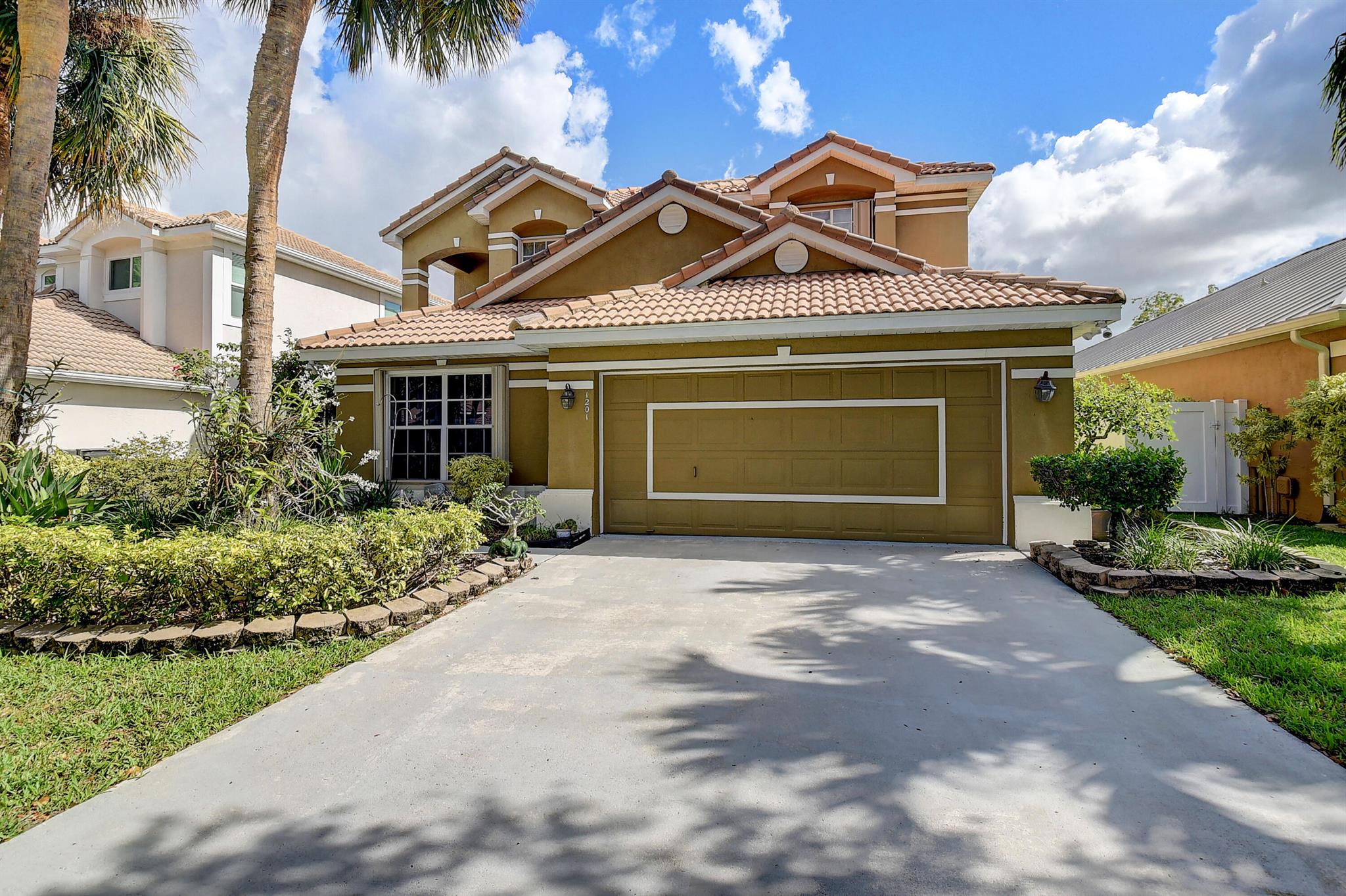 1201 Delray Lakes Drive, Delray Beach, FL 33444