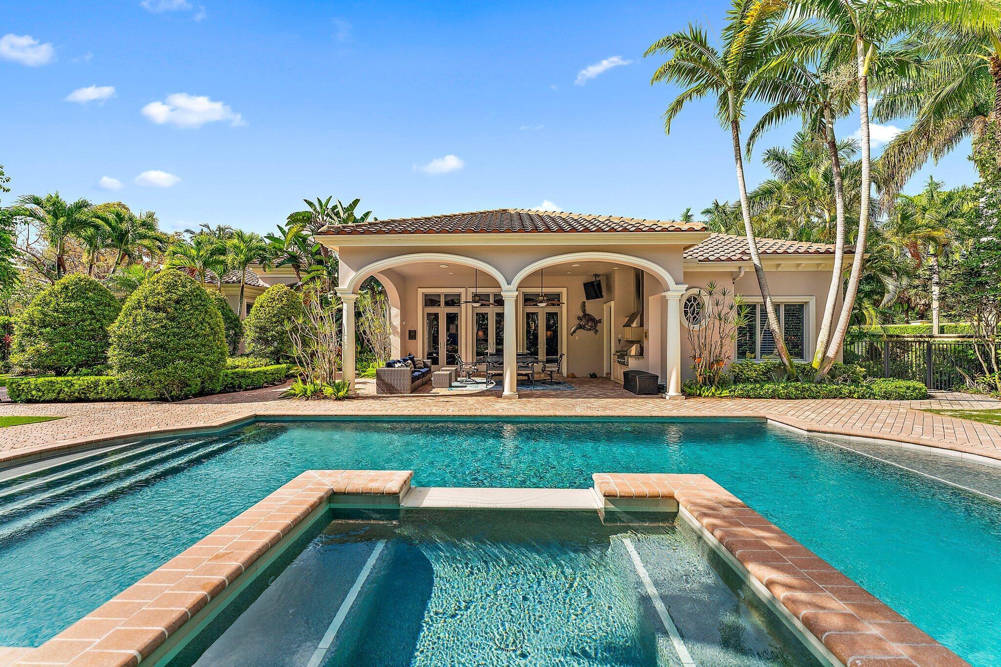 11741 Belladonna Court, Palm Beach Gardens, FL 33418