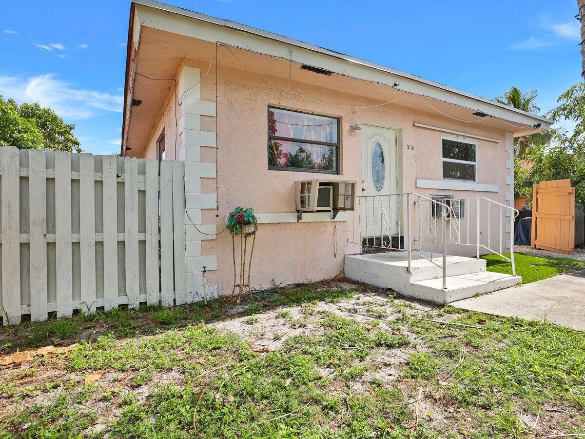 309 SE 6th Street, Delray Beach, FL 