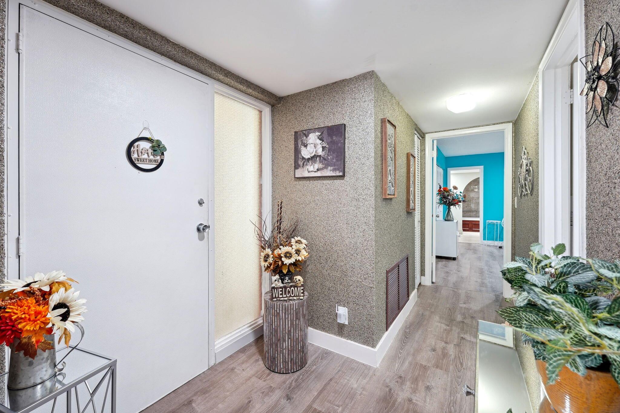 1714 Consulate Place 102, West Palm Beach, FL 33401