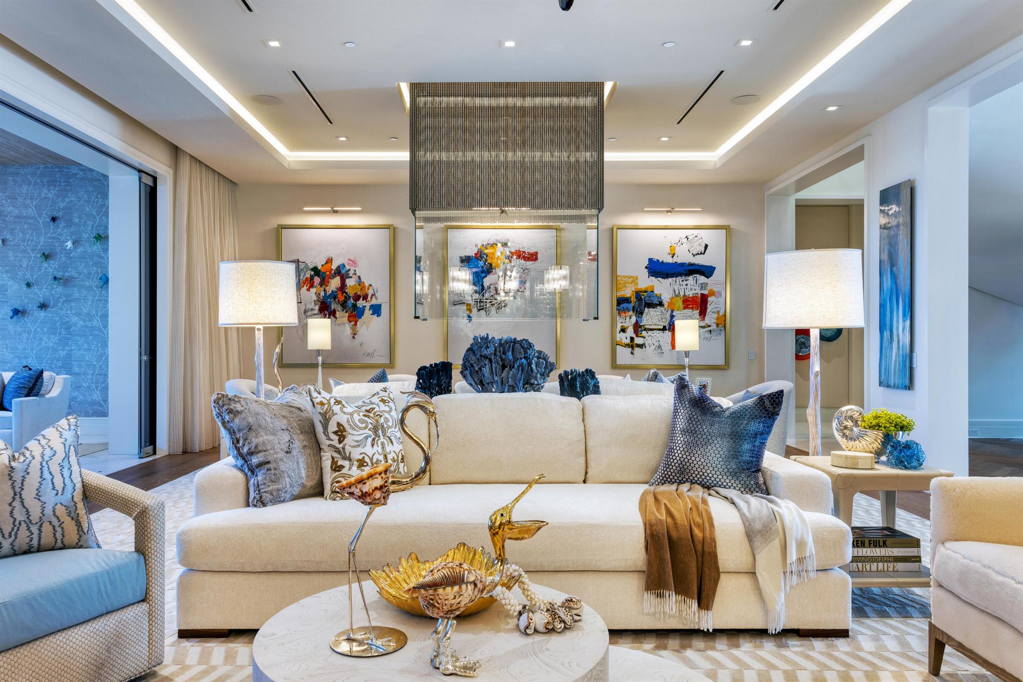 Photo 5 of home located at 701 S Ocean Boulevard, Delray Beach FL