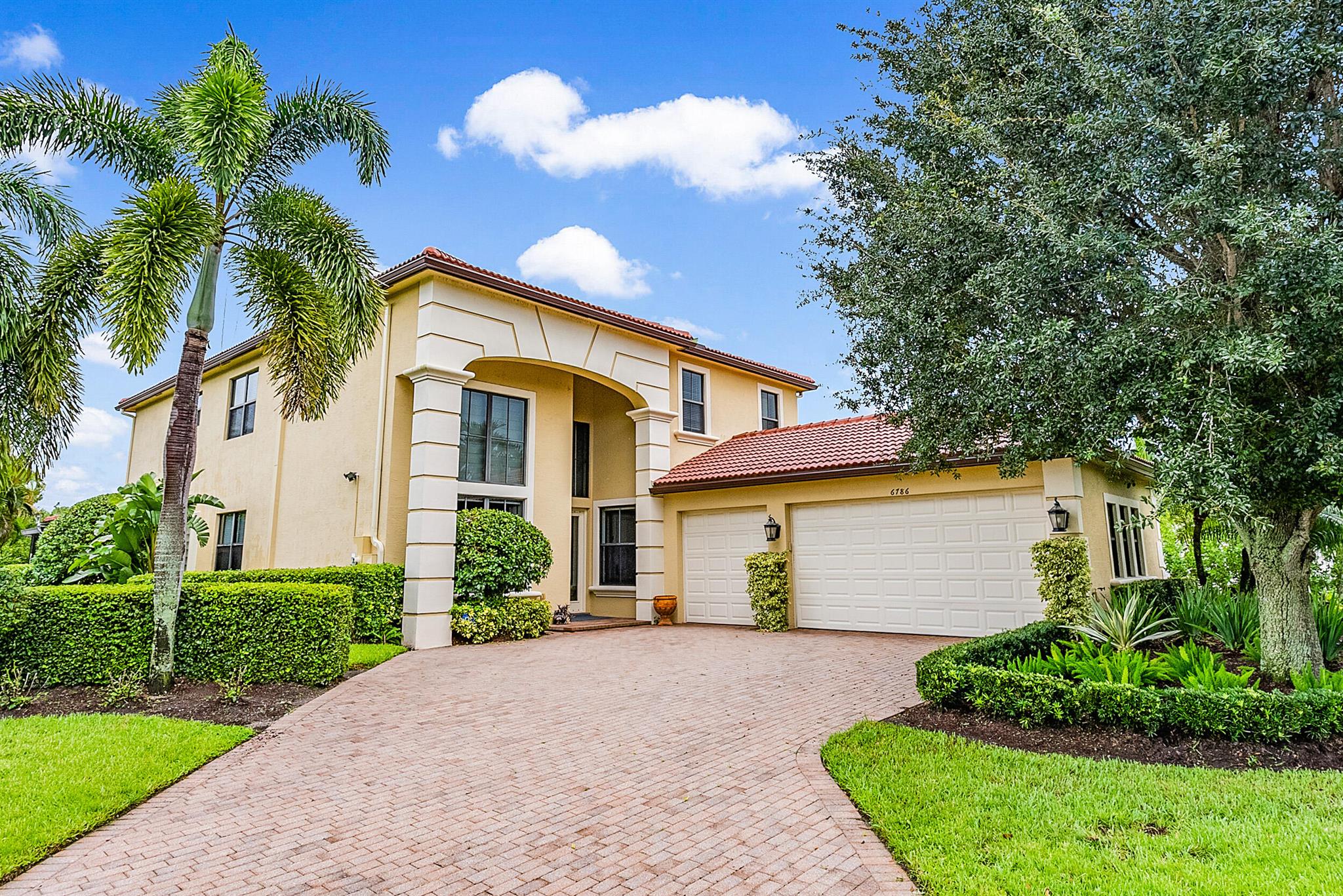 6786 Fox Hollow Drive, West Palm Beach, FL 