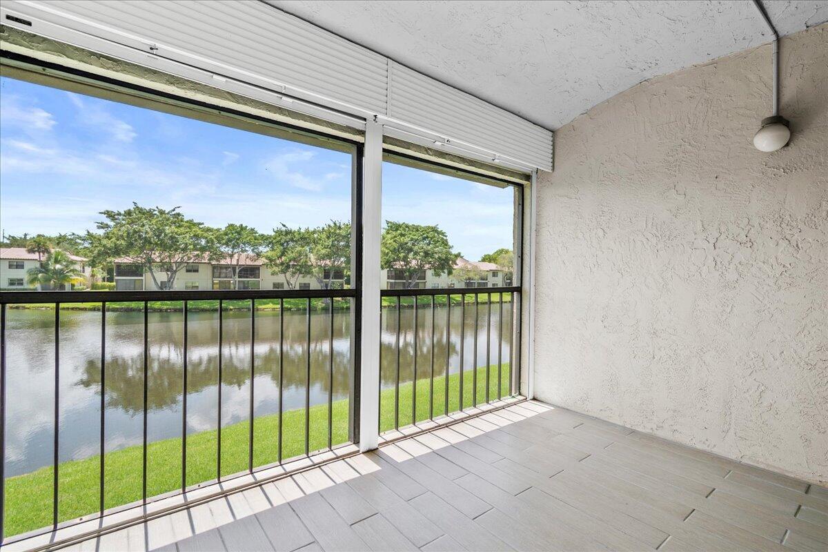 Photo 22 of home located at 21719 Arriba Real 26-J, Boca Raton FL