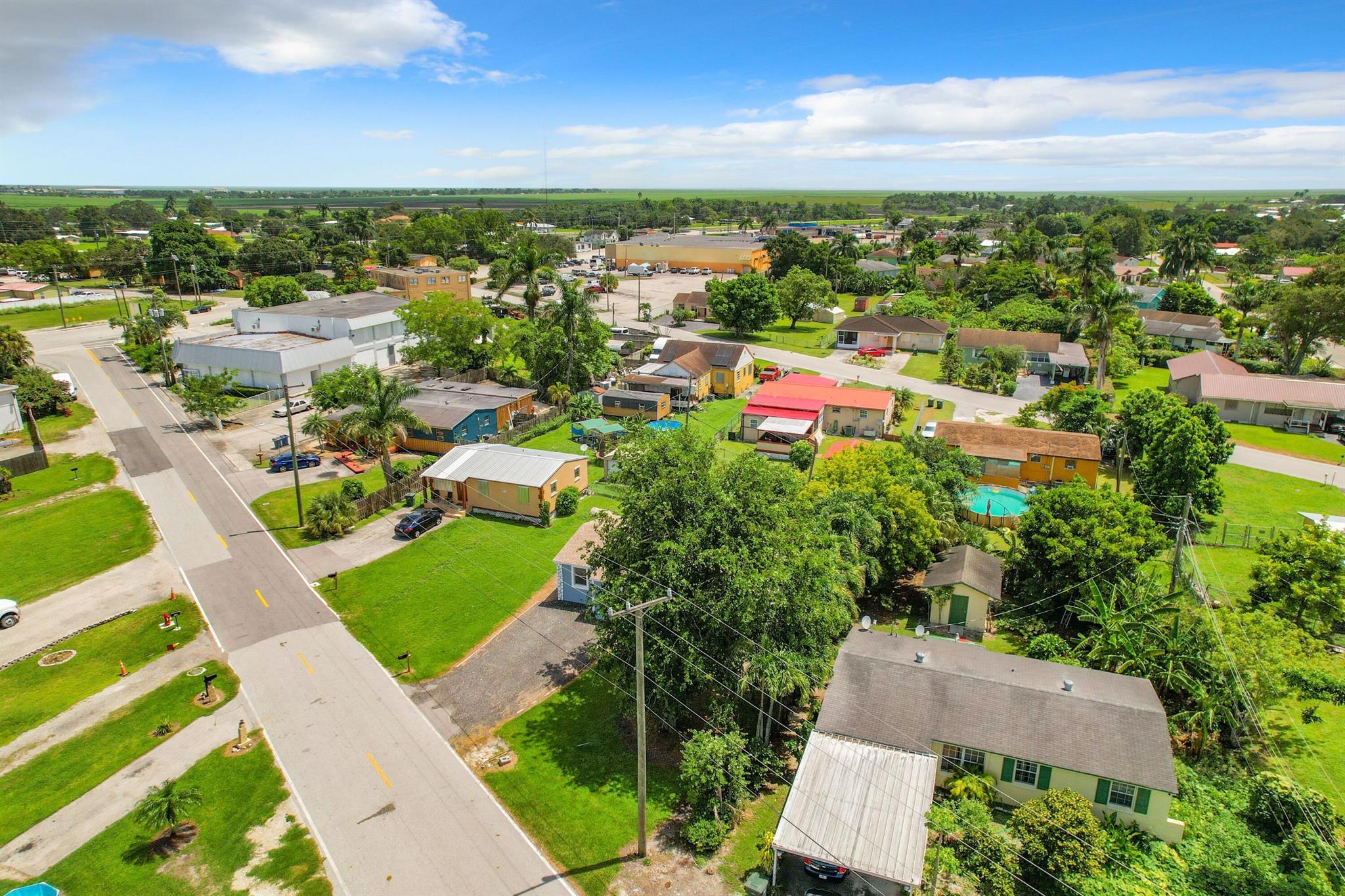 555 SE 4th Street, Belle Glade, FL 