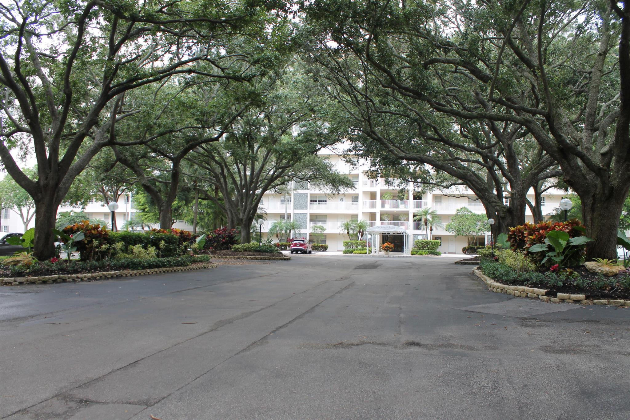 Photo 46 of Palm Aire Country Club Apt 607 in Pompano Beach - MLS R10915417