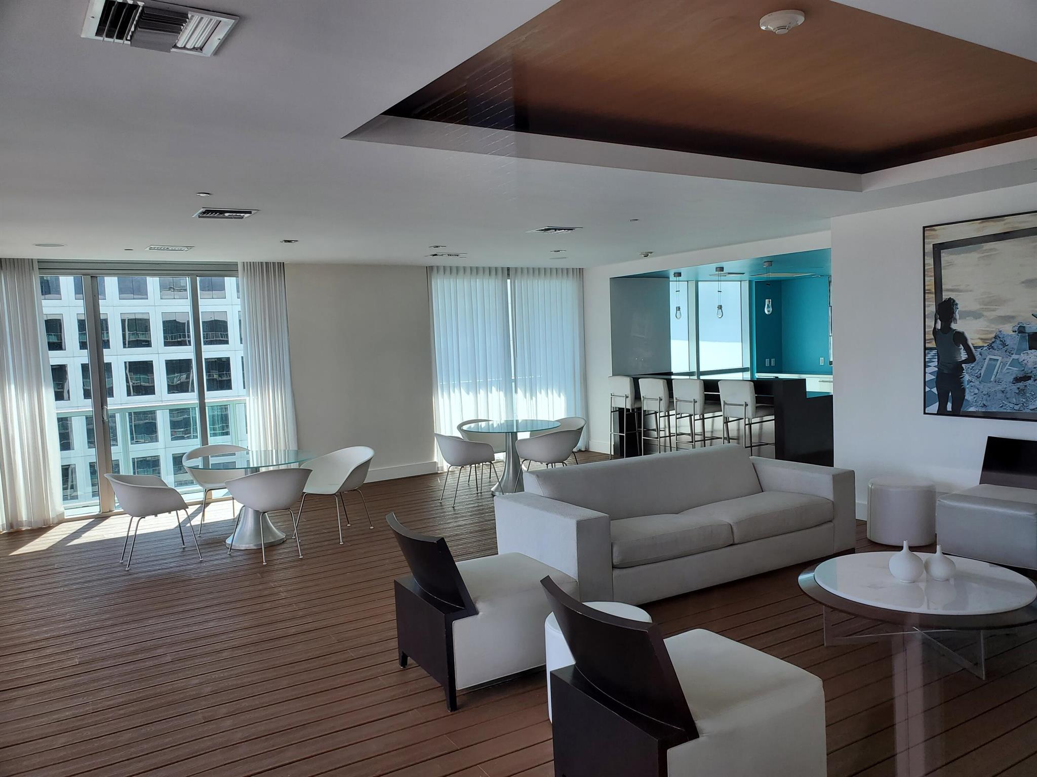Photo 64 of 500 Brickell E Apt 3507 in Miami - MLS R10915776