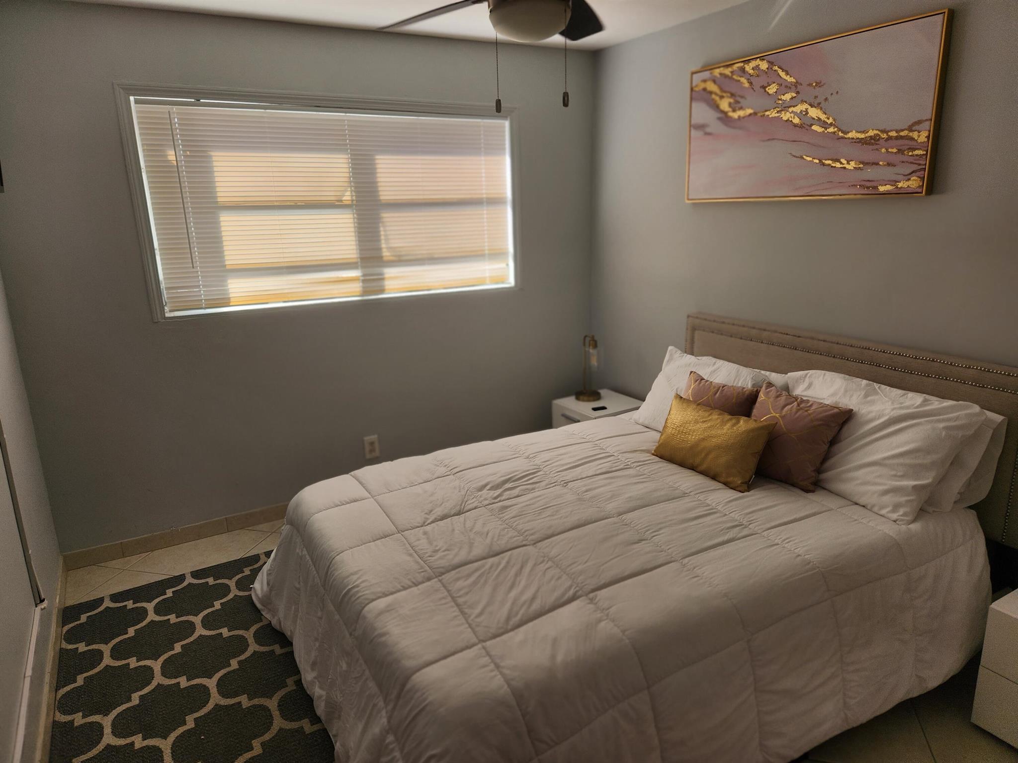 Photo 14 of 924 Johnson Street in Hollywood - MLS R10916713