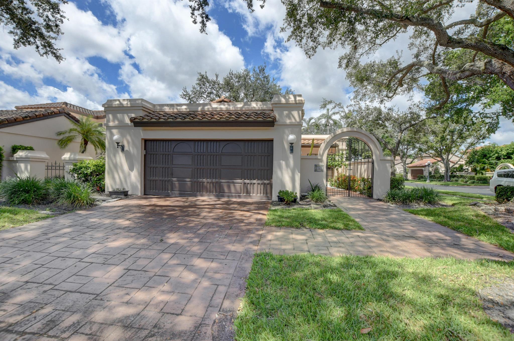761 Deer Creek Via Genov Road, Deerfield Beach, FL 33442