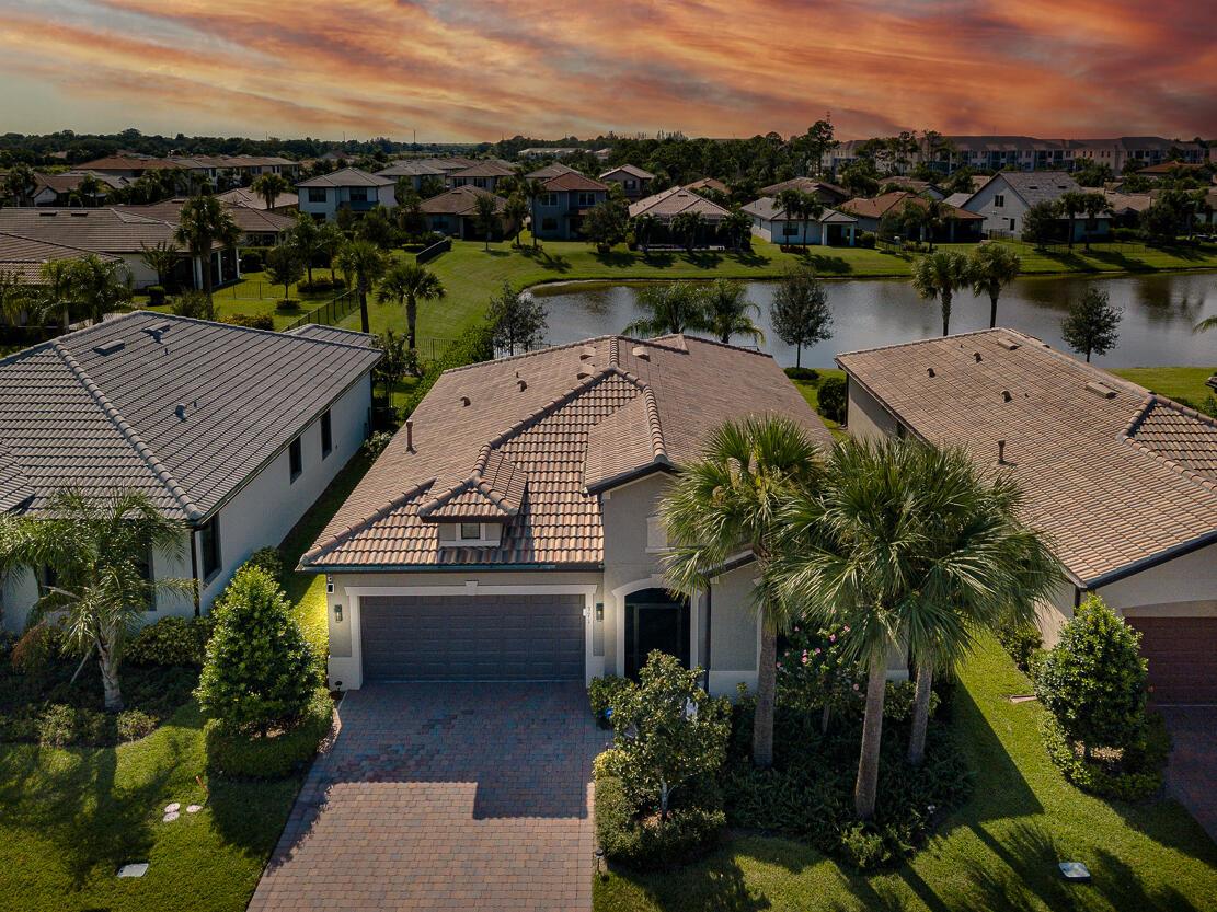 Photo 0 of home located at 371 SE Courances Drive, Port St Lucie FL