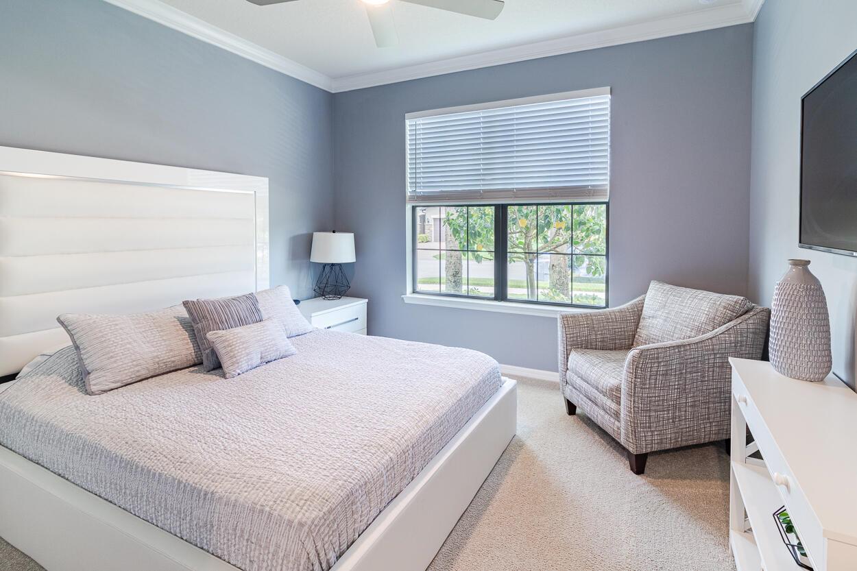 Photo 18 of home located at 371 SE Courances Drive, Port St Lucie FL