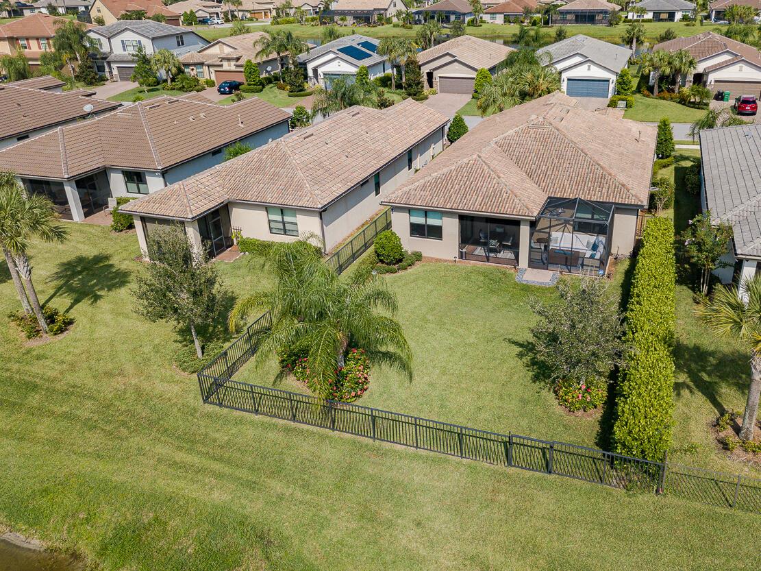 Photo 28 of home located at 371 SE Courances Drive, Port St Lucie FL