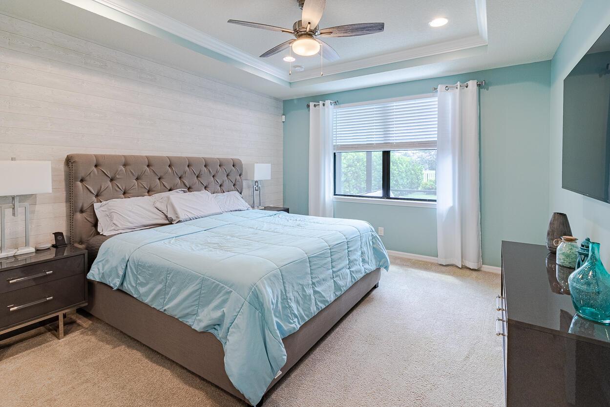 Photo 3 of home located at 371 SE Courances Drive, Port St Lucie FL
