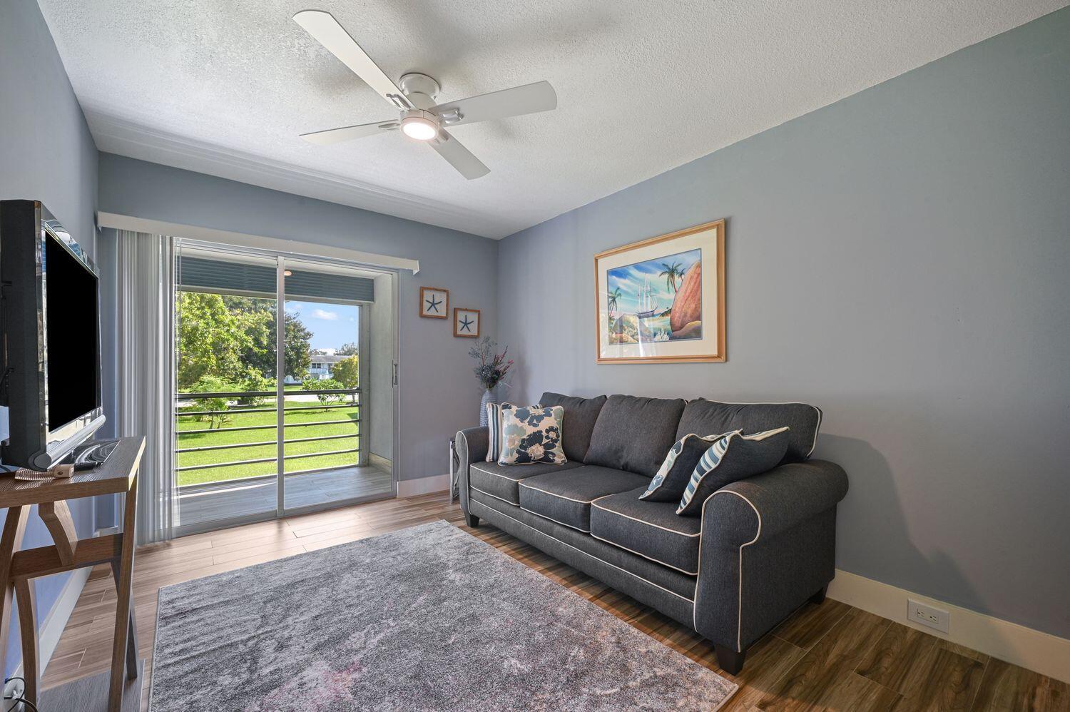 Photo 9 of home located at 370 Tilford Q 370, Deerfield Beach FL