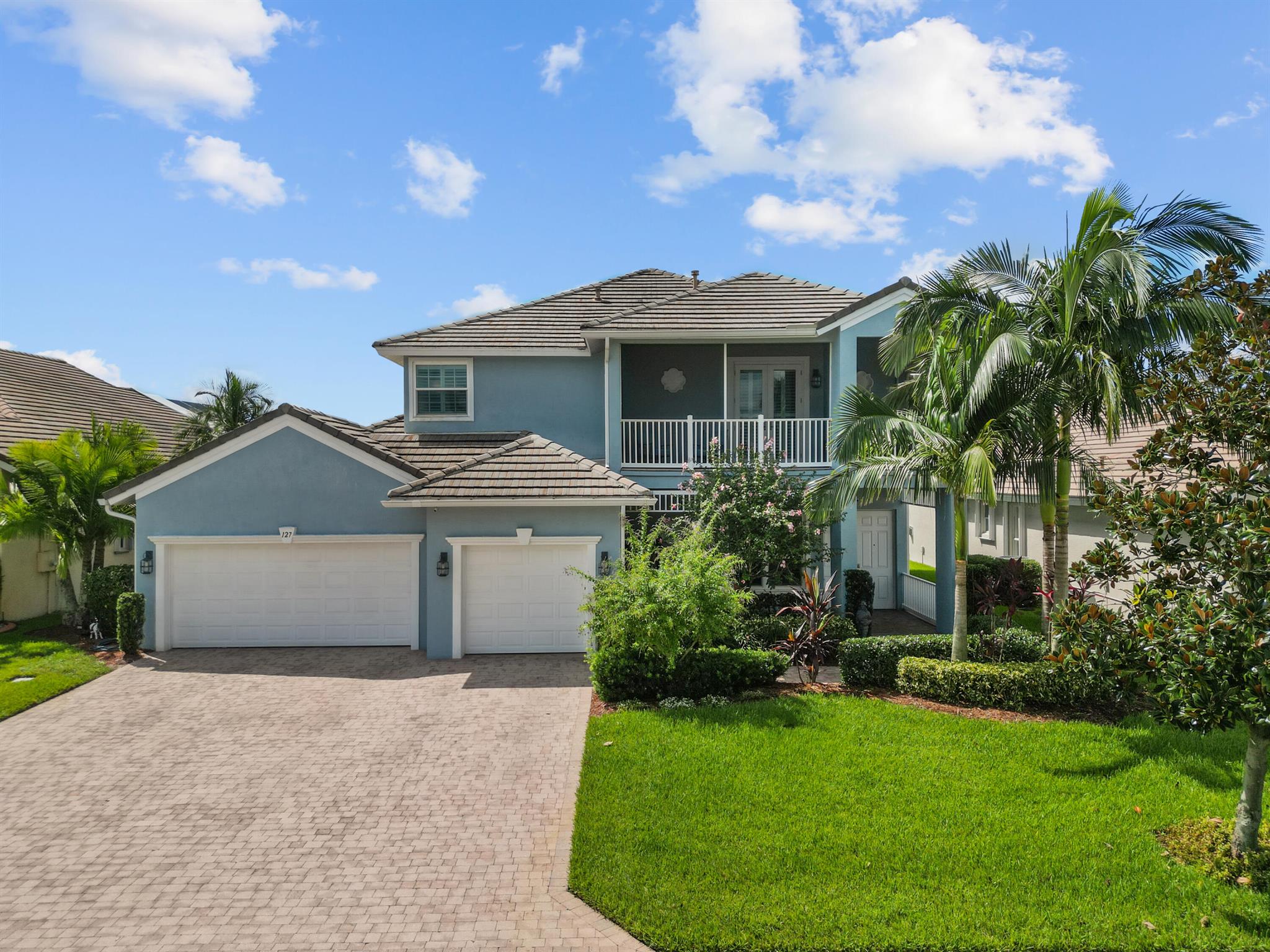 Photo 4 of home located at 127 NW Madison Court, Port St Lucie FL