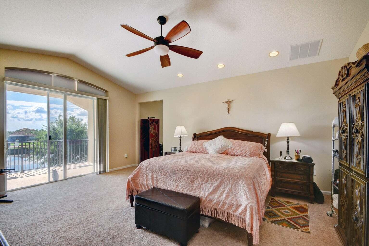 Photo 25 of home located at 2542 Vicara Court, Royal Palm Beach FL