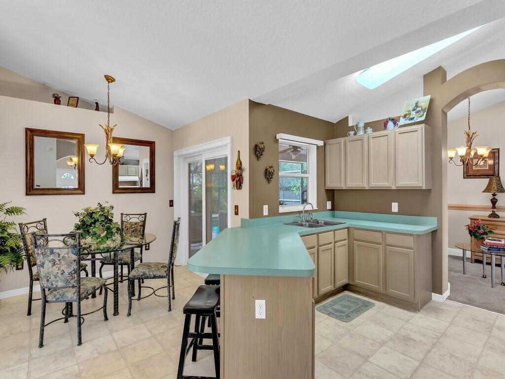 Photo 12 of home located at 1626 SE North Blackwell Drive, Port St Lucie FL