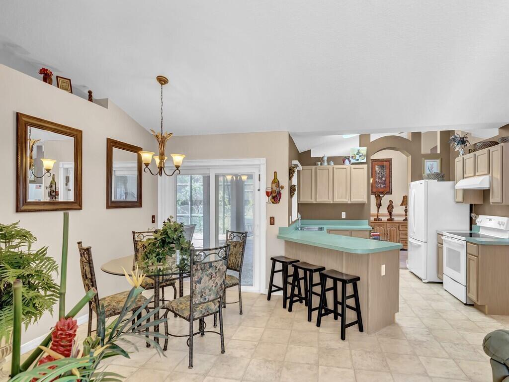 Photo 14 of home located at 1626 SE North Blackwell Drive, Port St Lucie FL