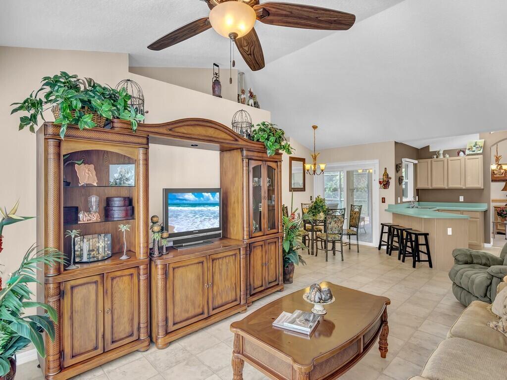 Photo 20 of home located at 1626 SE North Blackwell Drive, Port St Lucie FL