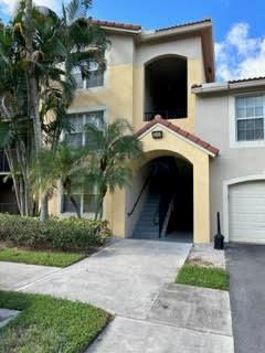 Opportunity to buy this attractively priced 2/2 condo in the beautiful, gated community of Murano in Delray Beach.  Ideal for an investor to fix up and rent, or for a buyer to get in at a great price and make it their own. 2/2, split floor plan with pond view,  brand new A/C unit, easy access to everything Delray and Palm Beach County have to offer, including great shops and restaurants, golf, tennis, cultural facilities and beautiful beaches!  Cash only.