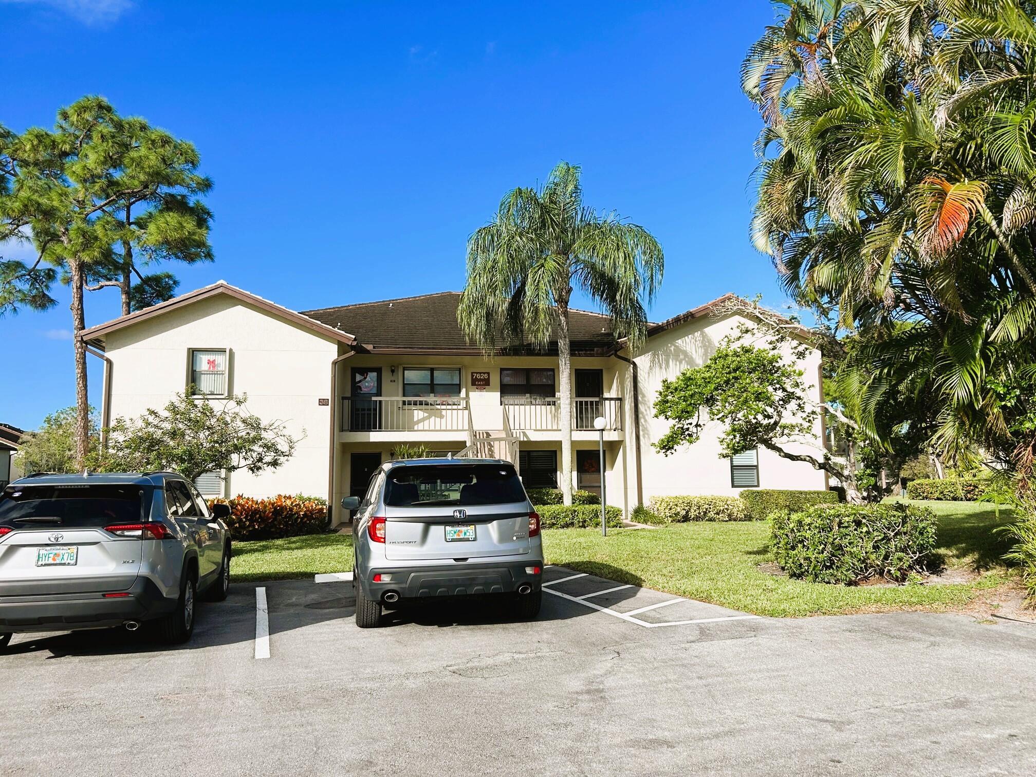 7626 Tahiti Lane 204, Lake Worth, FL 33467