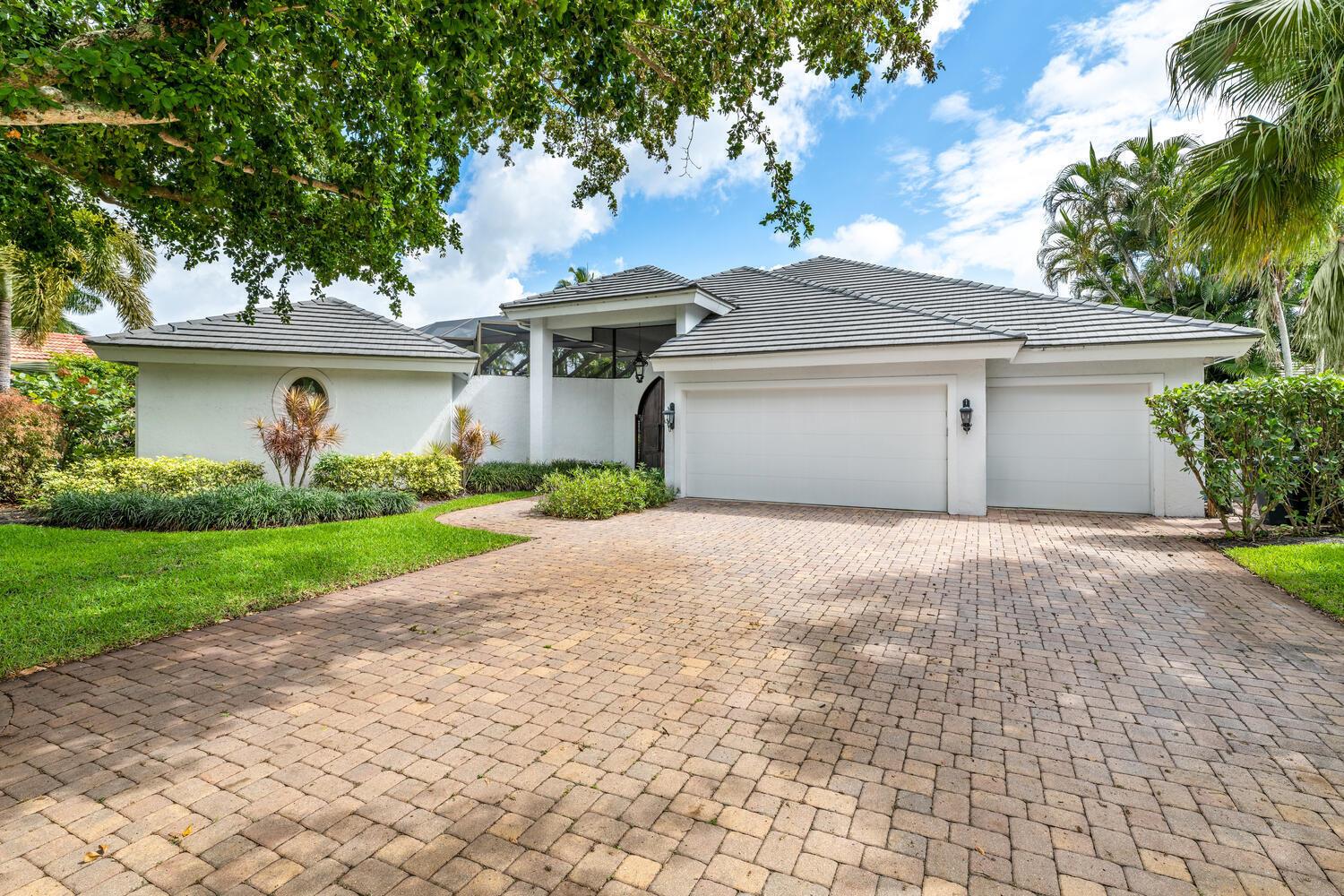 11167 Isle Brook Court, Wellington, FL 