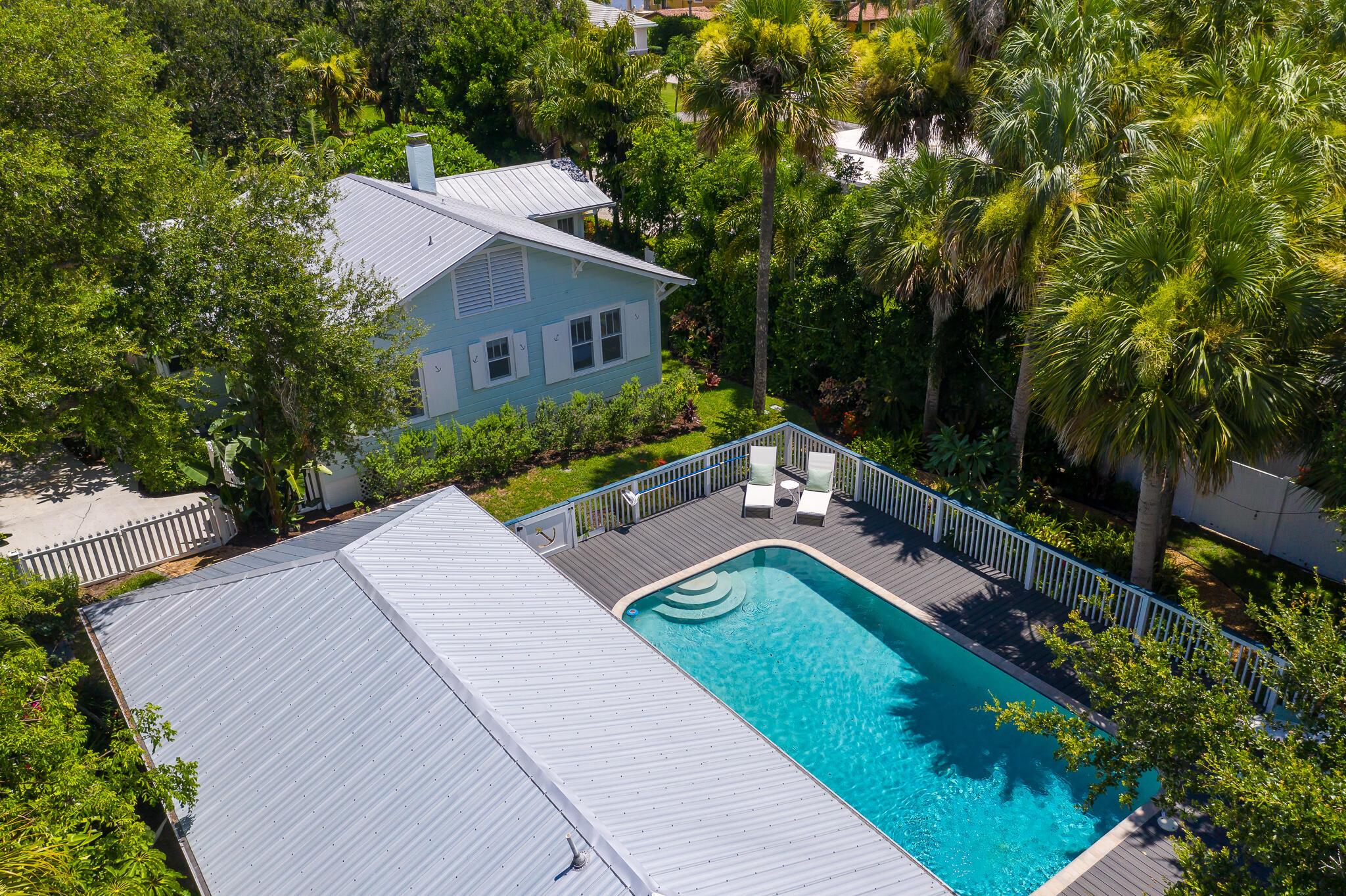 708 SE Riverside Drive, Stuart, FL 