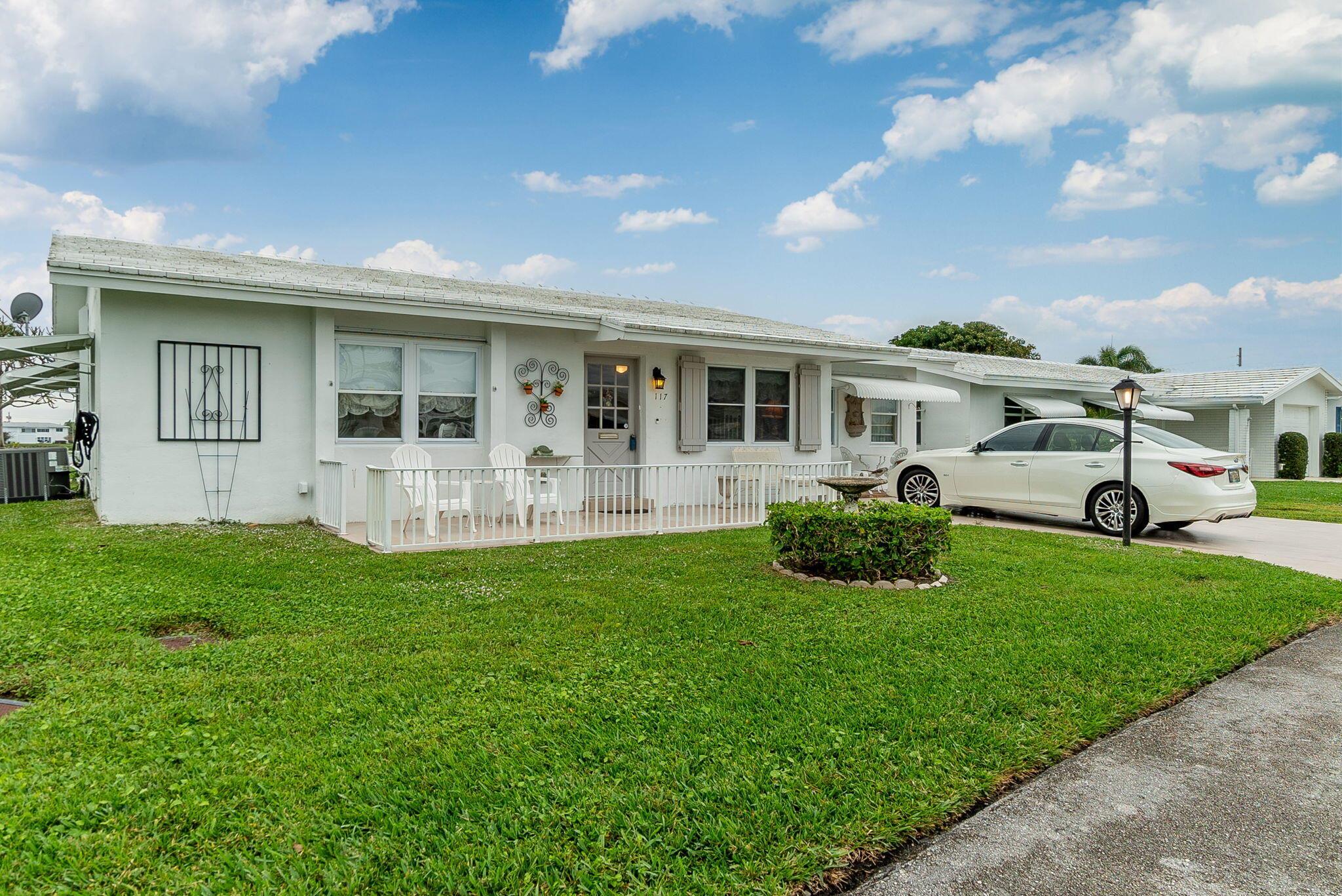 117 NW 14th Street, Boynton Beach, FL 33426