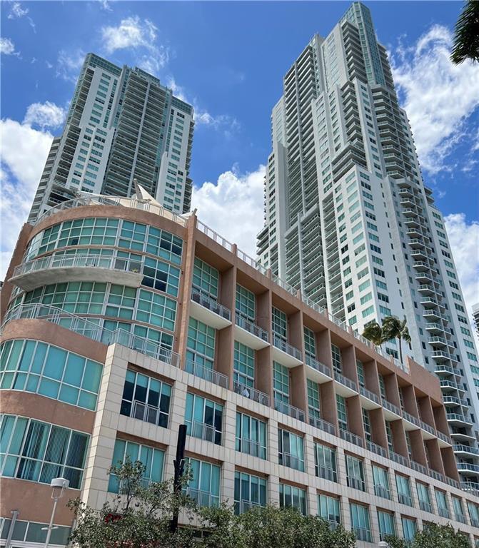 253 NE 2nd Street 2710, Miami, FL 