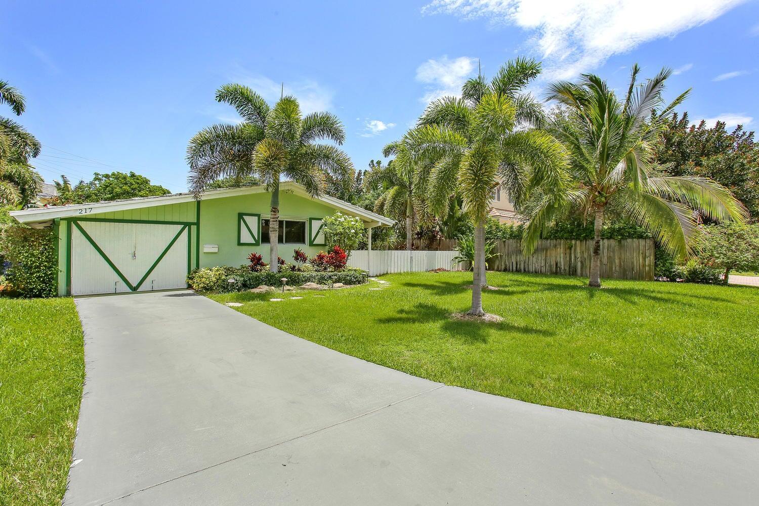 217 Kings Lynn, Delray Beach, FL 