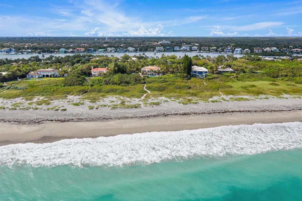 511 S Beach Road, Hobe Sound, FL 33455