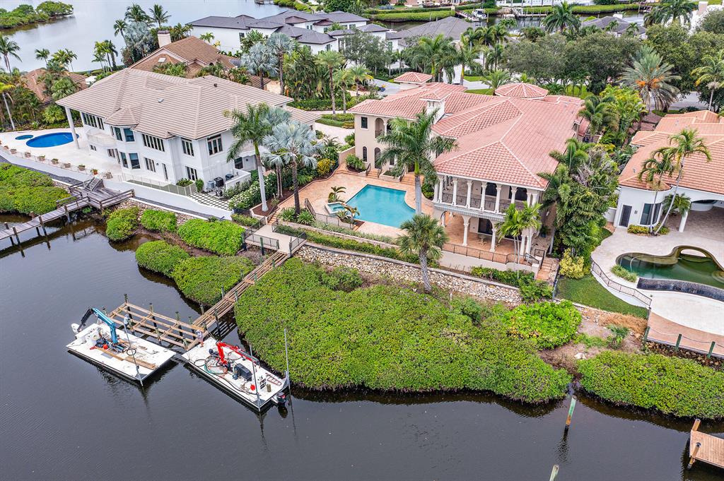 Luxury Homes For Sale At Admirals Cove In Jupiter, Florida