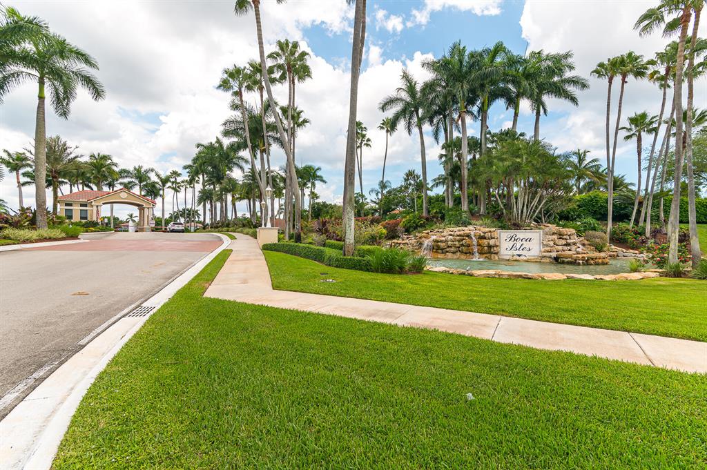 10728 Maple Chase Drive, Boca Raton, FL 33498