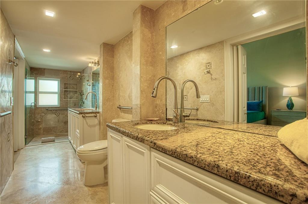 1003 Bel Air Dr
