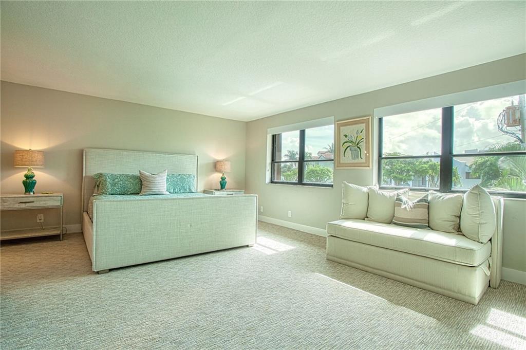 1003 Bel Air Dr