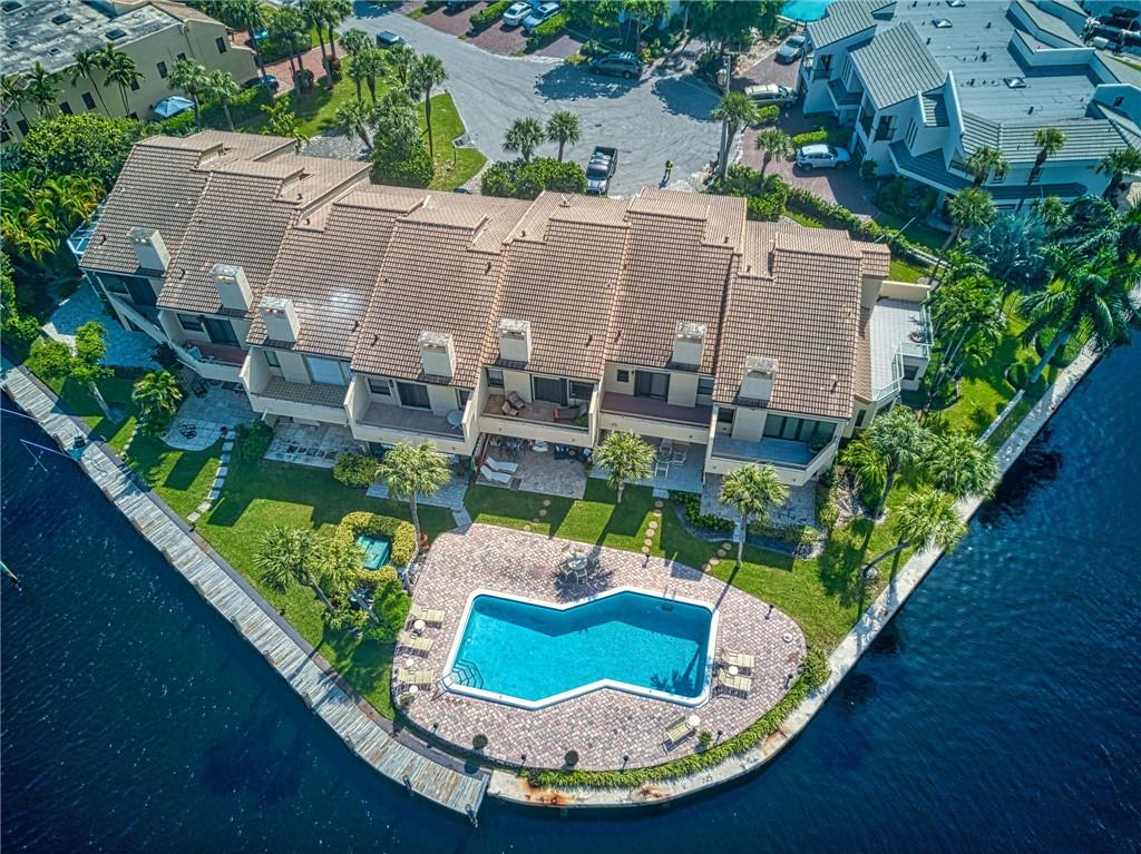 1003 Bel Air Dr