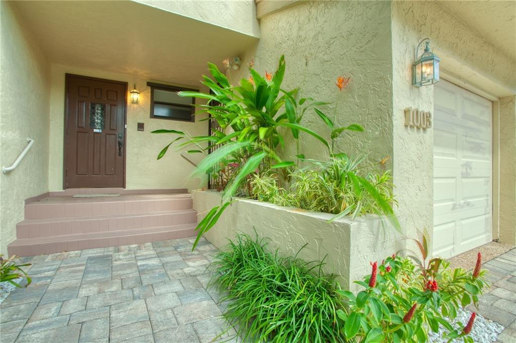 1003 Bel Air Dr