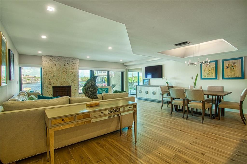 1003 Bel Air Dr