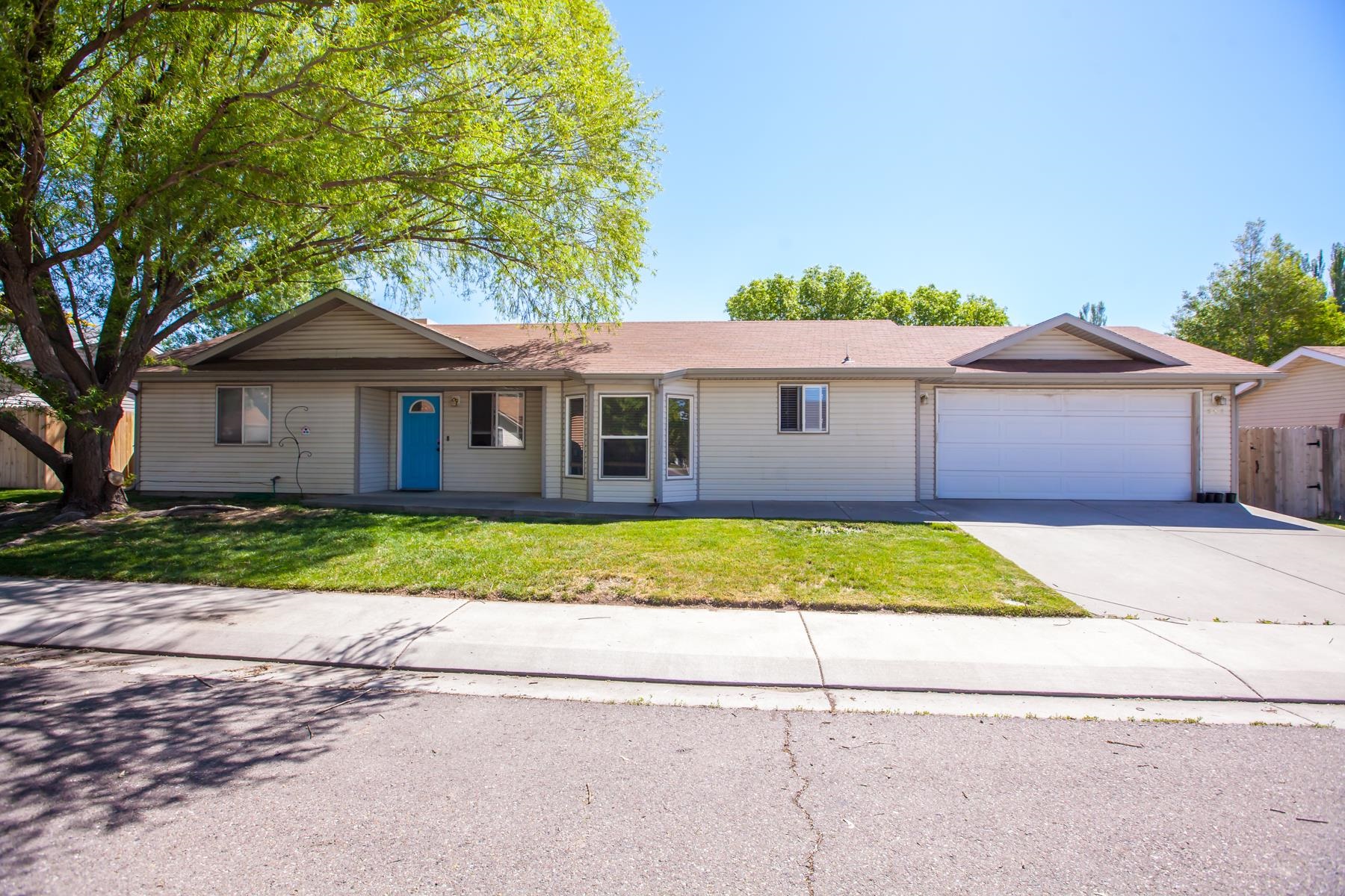 582 W Greenfield Circle, Grand Junction, CO 81504