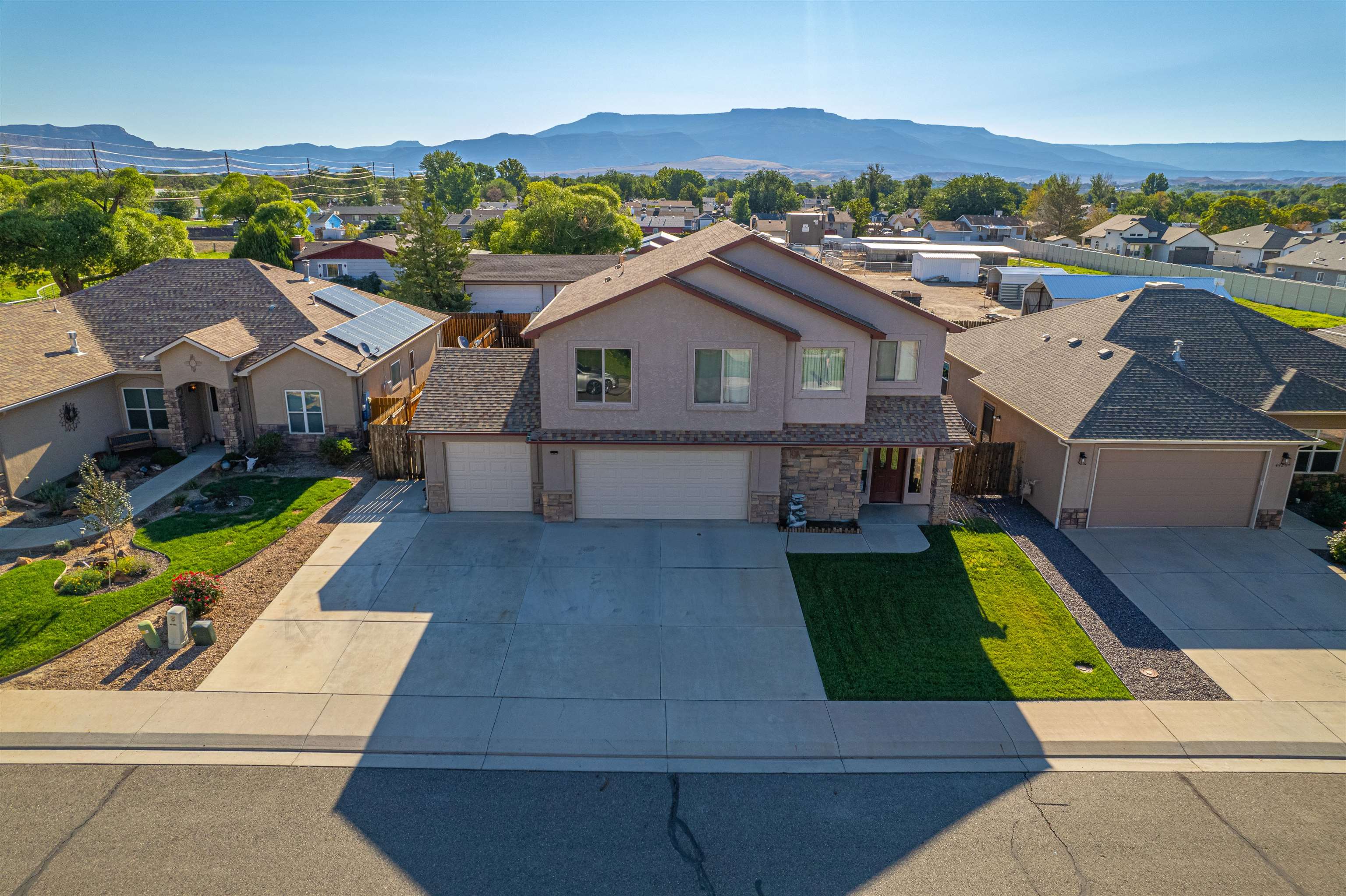 494  Chatfield Circle