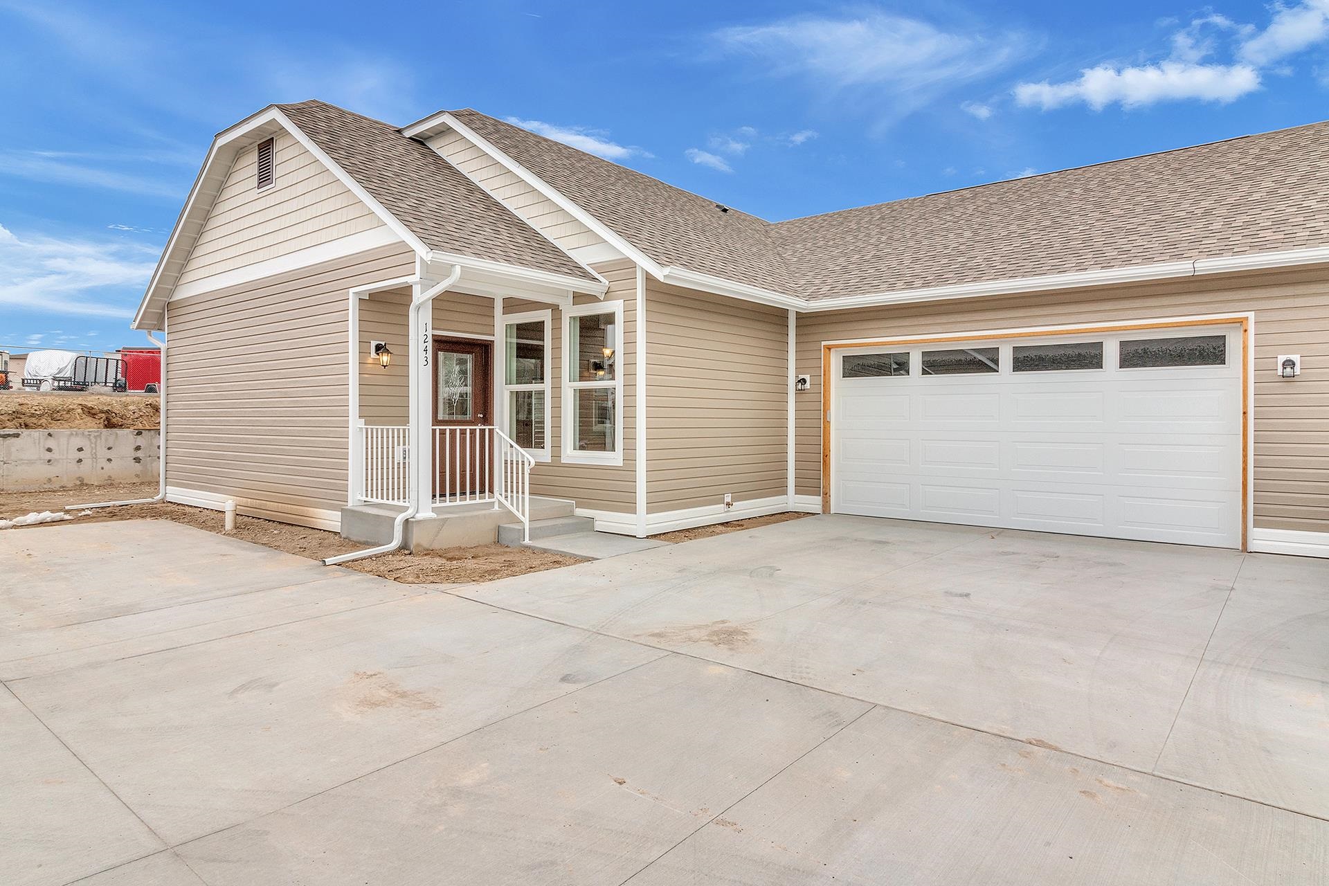 1243  Periwinkle Court